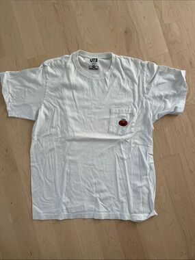 Uniqlo x KAWS White Elmo Patch